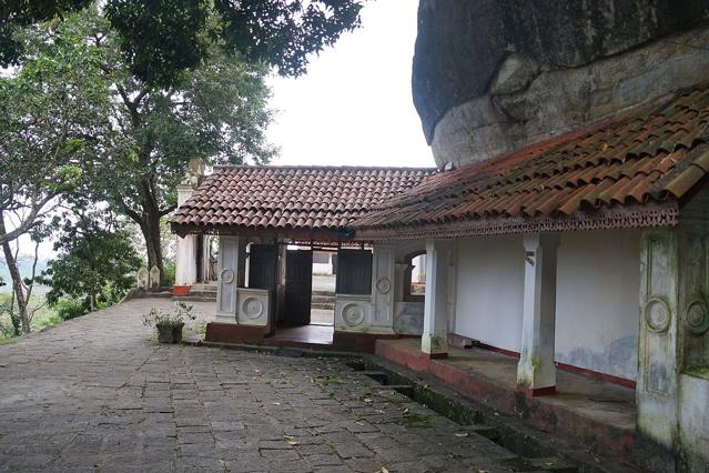 Mulkirigala Raja Maha Vihara